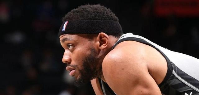 场均依然只, 次助攻和, 机会